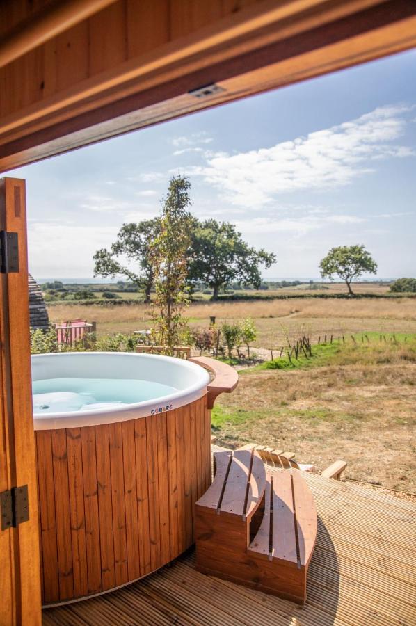 Вілла Barnhorn Glamping Hooe Екстер'єр фото