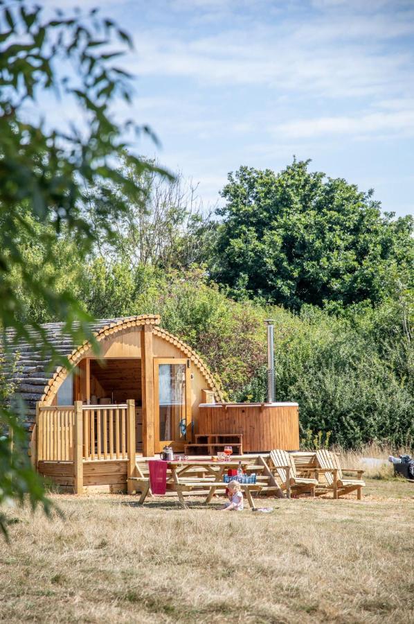 Вілла Barnhorn Glamping Hooe Екстер'єр фото